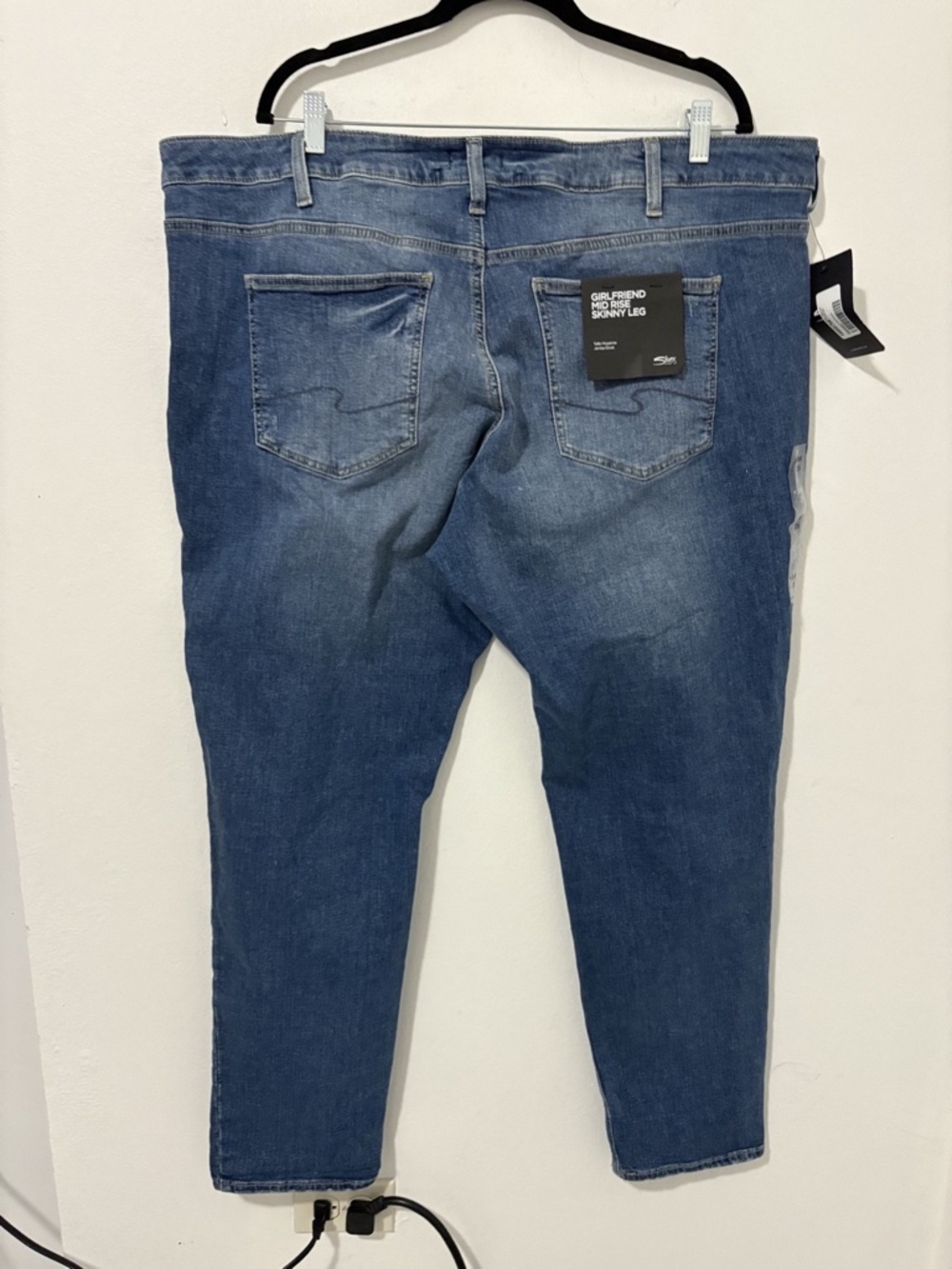 NWT Silver Jeans Co Girlfriend Mid Rise Skinny Leg Womens Size 24W x 29 Inseam - Picture 8 of 8